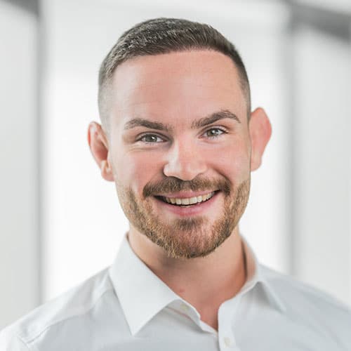 Portrait of Christian Wagner, Institute and Research Coordinator at the Institute for Sustainable Water Systems at Hof University of Applied Sciences.